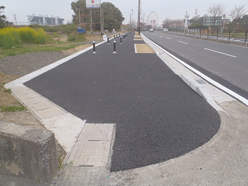 道路改良工事(歩道幅拡張)