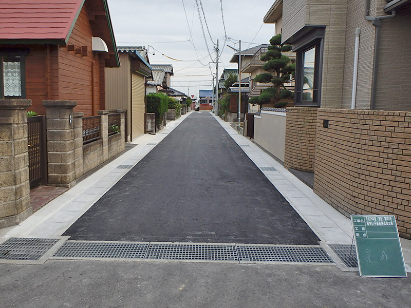 道路改良工事(側溝布設)